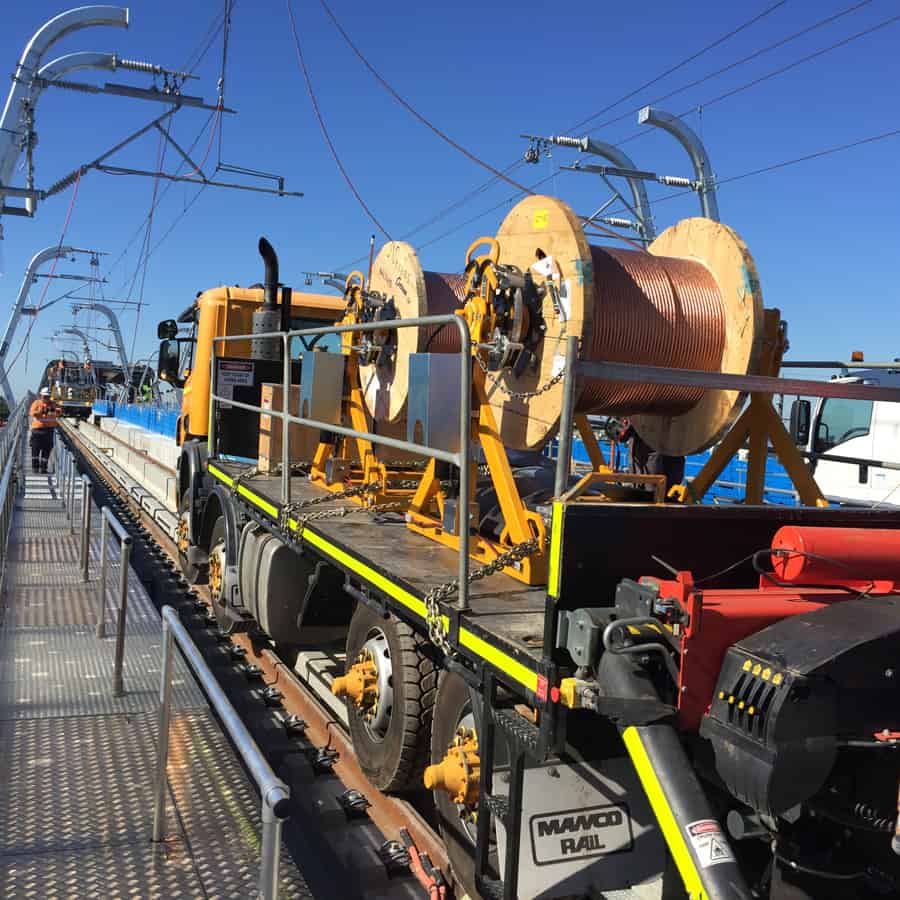 Flat bed crane truck Flat bed crane truck